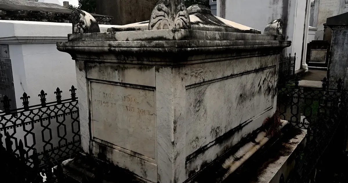 Cursed Tours